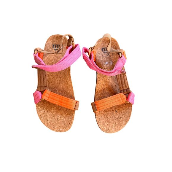 NWOT Reef Cushion Rem Sandals Size 7 - Picture 2 of 6